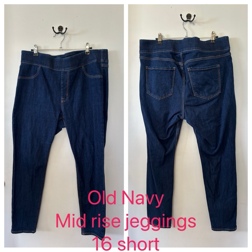 Old Navy Mid Rise Jeggings